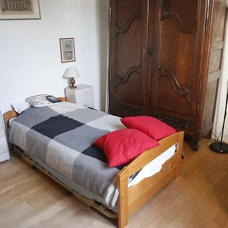 Holiday home Refuge Raffine - 2 Salons, Double Jacuzzi, Jardin Chatou