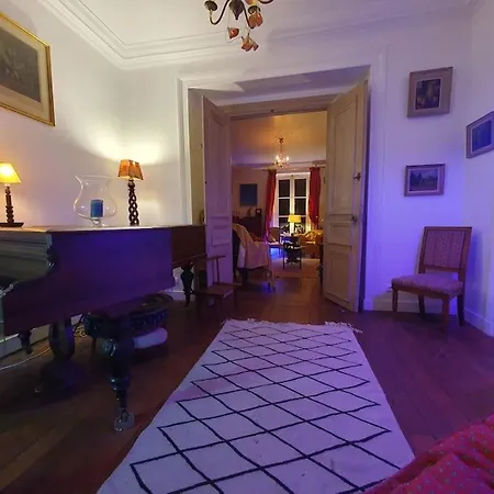 Holiday home Refuge Raffine - 2 Salons, Double Jacuzzi, Jardin Chatou